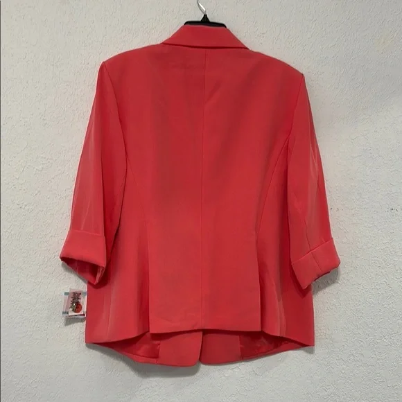 ⭐️ 3/$12 Kasper blazer - Picture 3 of 3